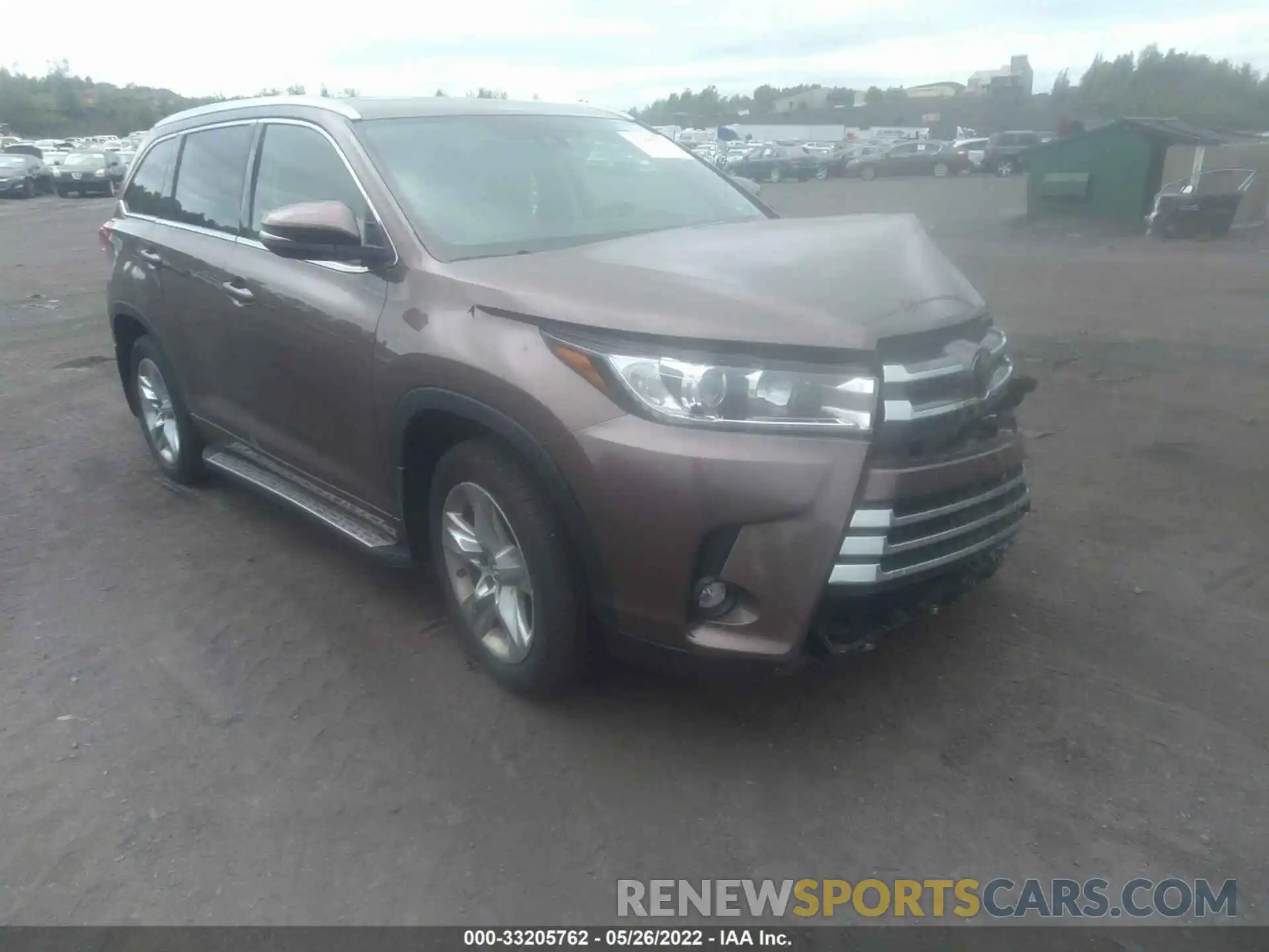 1 Photograph of a damaged car 5TDDZRFH5KS930131 TOYOTA HIGHLANDER 2019