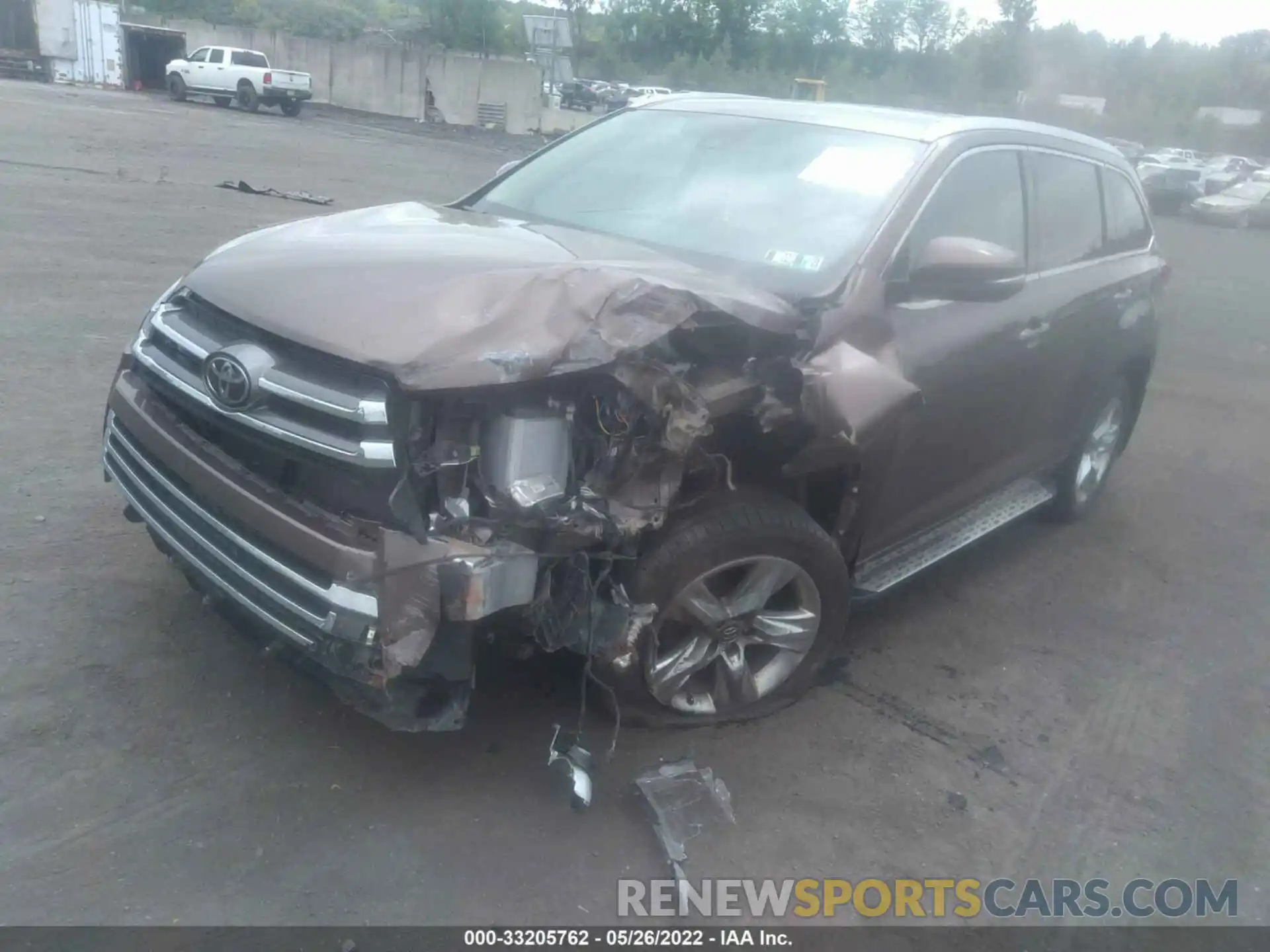 2 Photograph of a damaged car 5TDDZRFH5KS930131 TOYOTA HIGHLANDER 2019