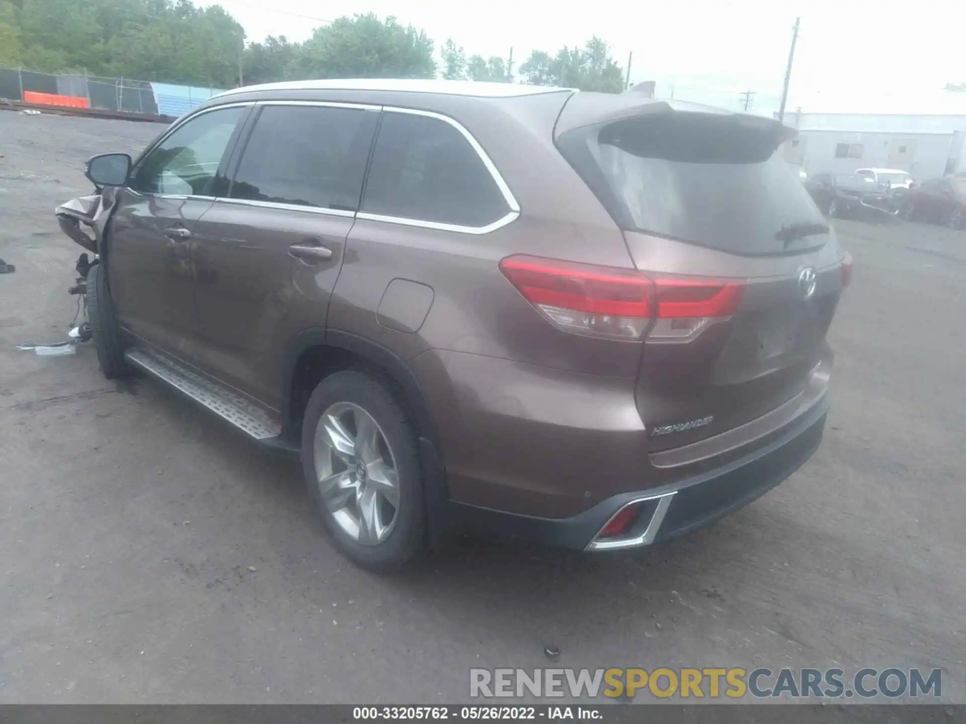 3 Photograph of a damaged car 5TDDZRFH5KS930131 TOYOTA HIGHLANDER 2019