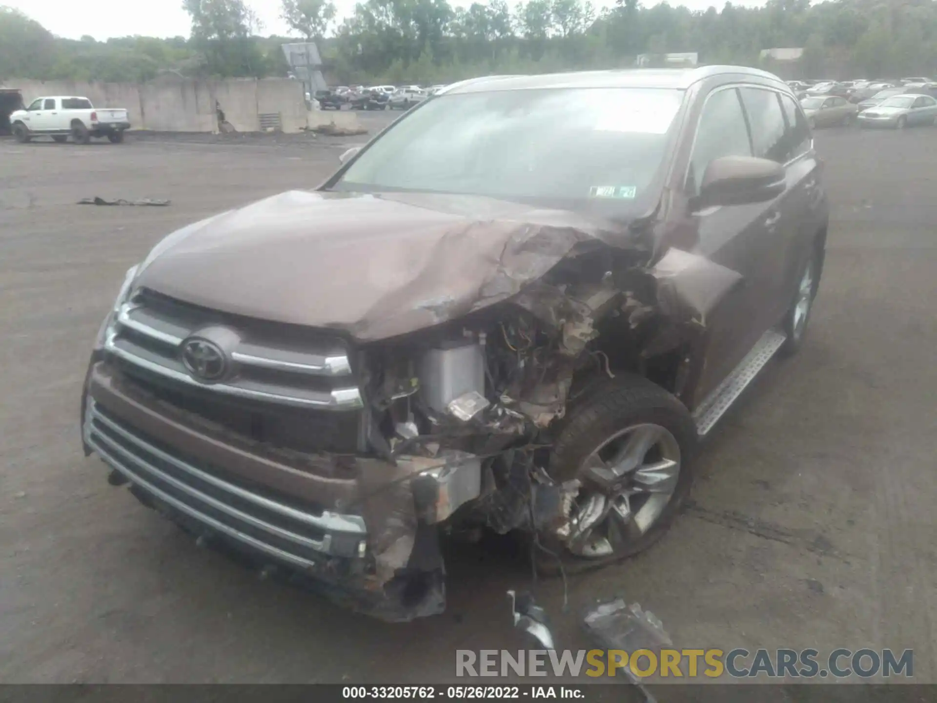 6 Photograph of a damaged car 5TDDZRFH5KS930131 TOYOTA HIGHLANDER 2019