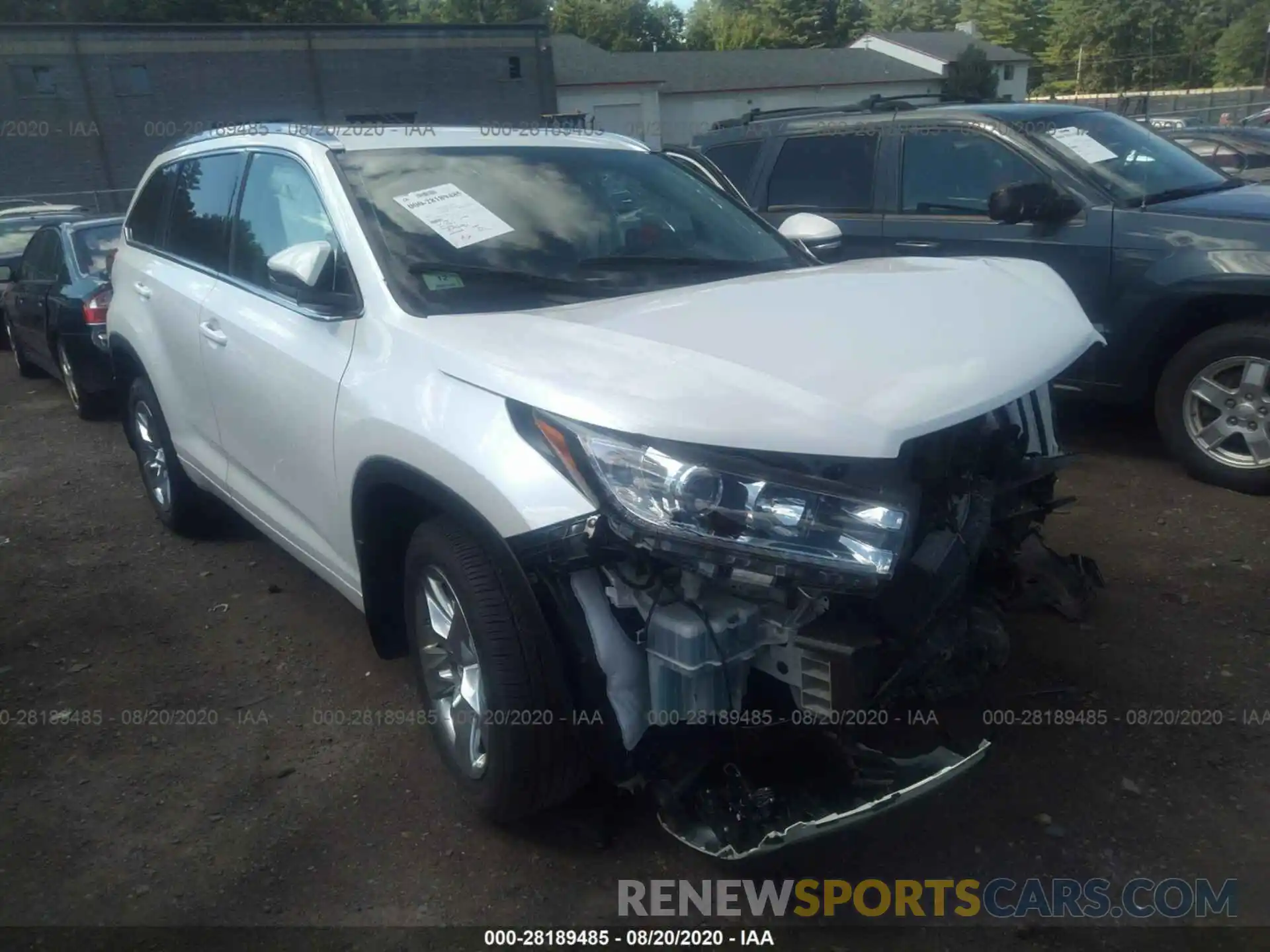 1 Photograph of a damaged car 5TDDZRFH5KS935099 TOYOTA HIGHLANDER 2019