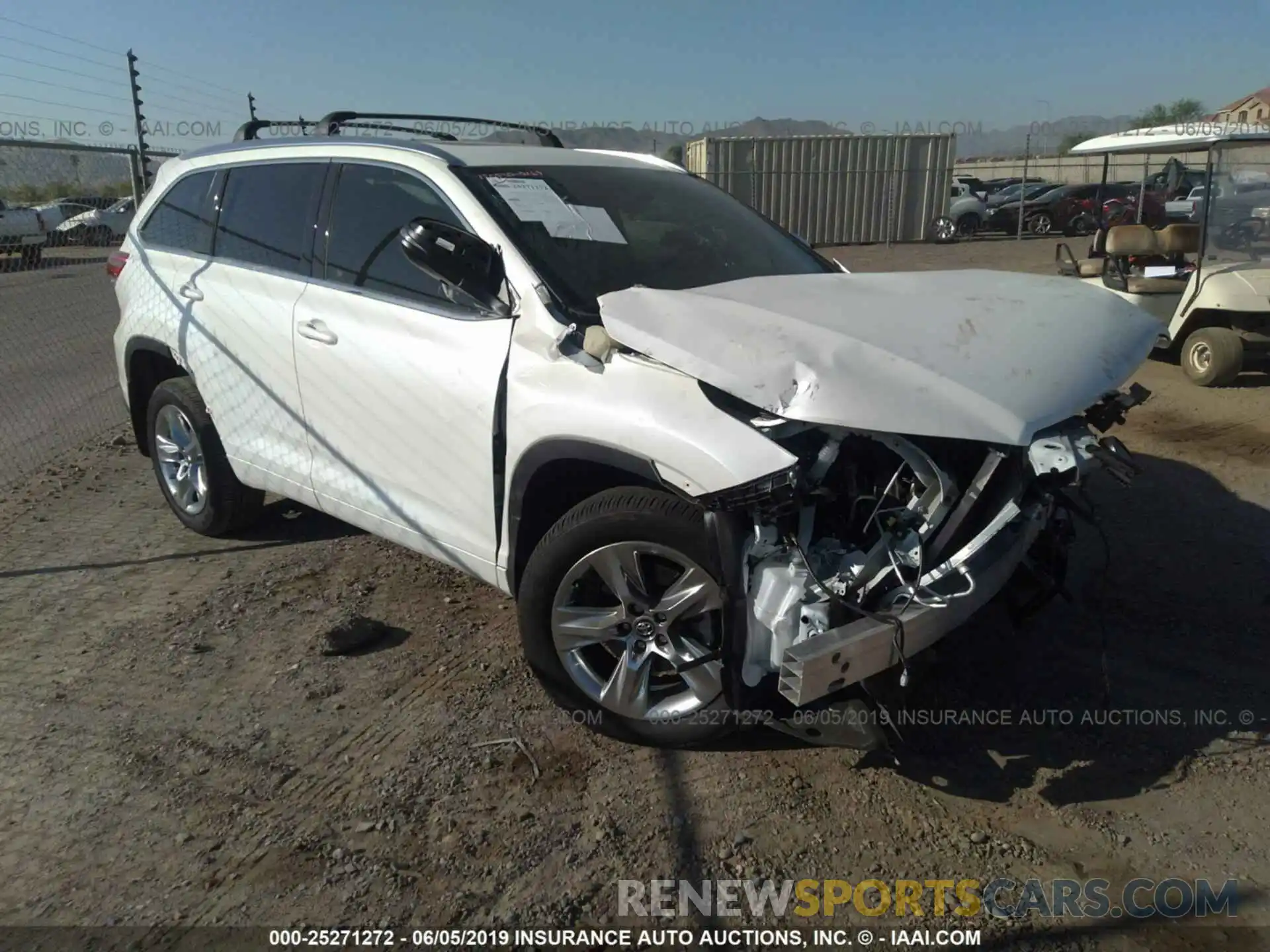 1 Photograph of a damaged car 5TDDZRFH5KS944529 TOYOTA HIGHLANDER 2019