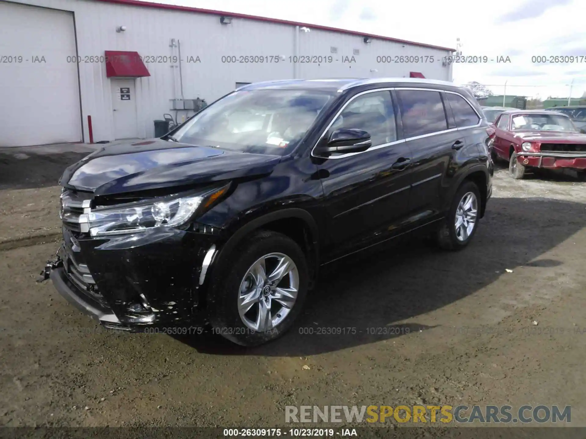 2 Photograph of a damaged car 5TDDZRFH6KS710299 TOYOTA HIGHLANDER 2019