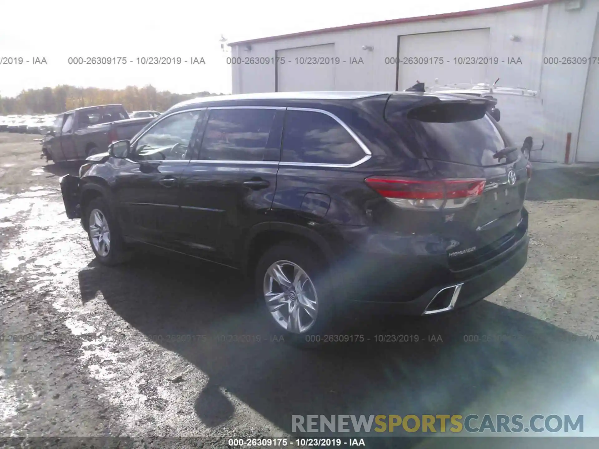 3 Photograph of a damaged car 5TDDZRFH6KS710299 TOYOTA HIGHLANDER 2019