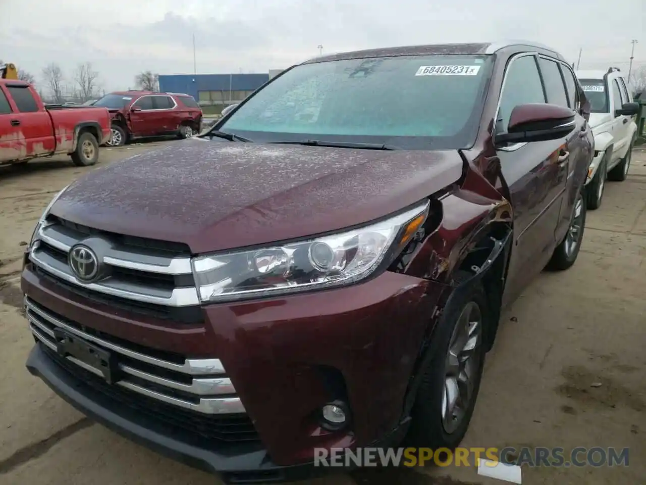 2 Photograph of a damaged car 5TDDZRFH6KS717463 TOYOTA HIGHLANDER 2019