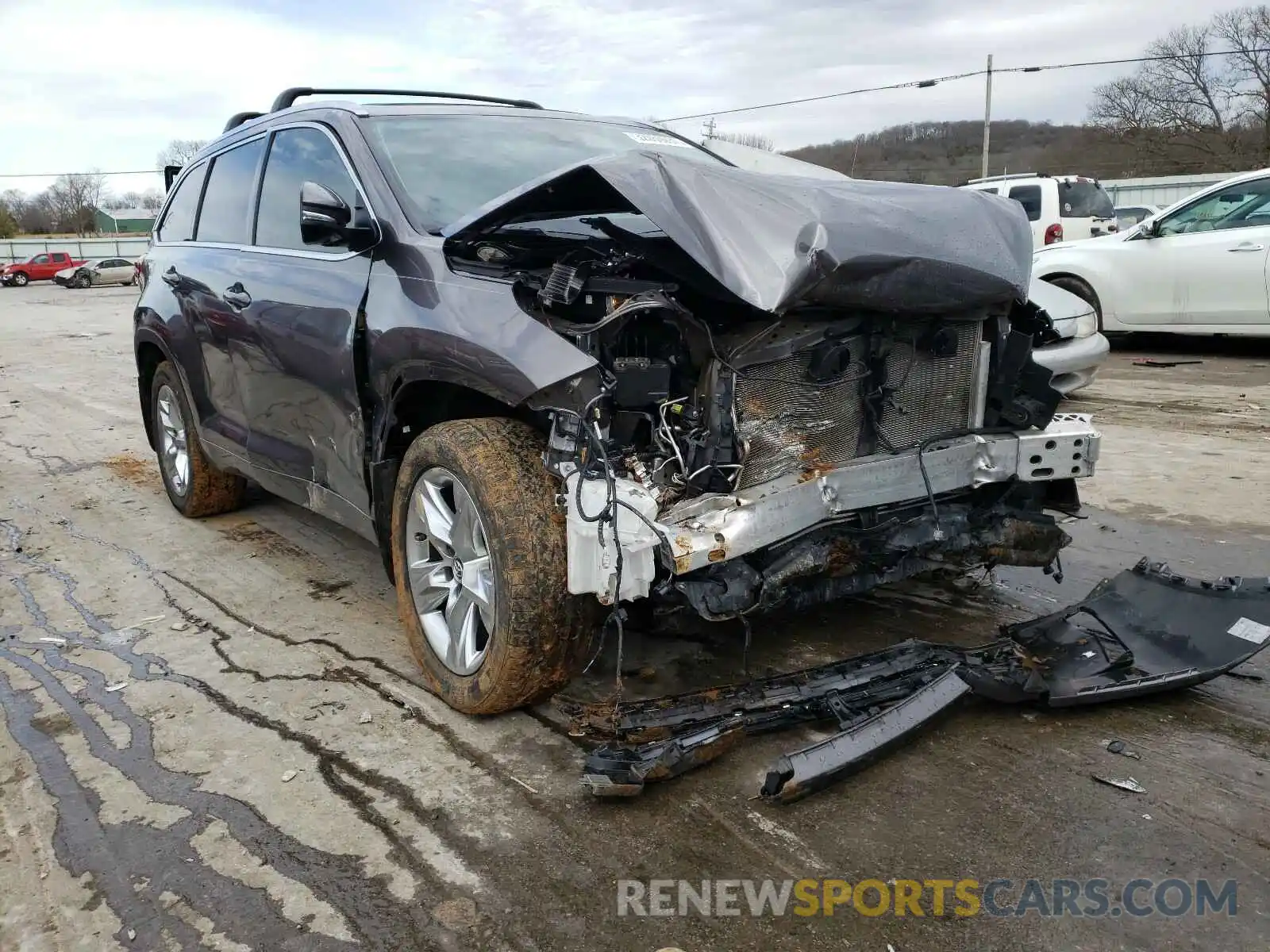 1 Photograph of a damaged car 5TDDZRFH6KS921647 TOYOTA HIGHLANDER 2019