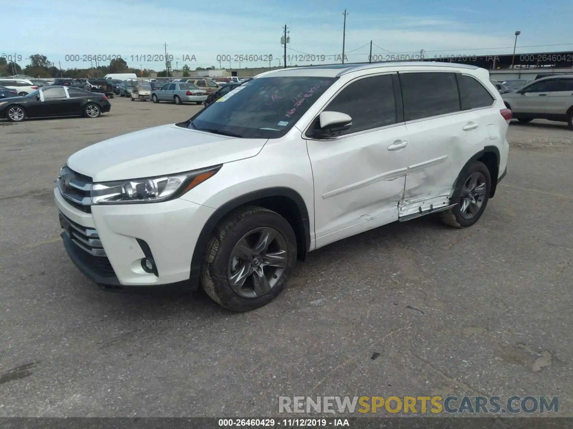 2 Photograph of a damaged car 5TDDZRFH6KS950727 TOYOTA HIGHLANDER 2019