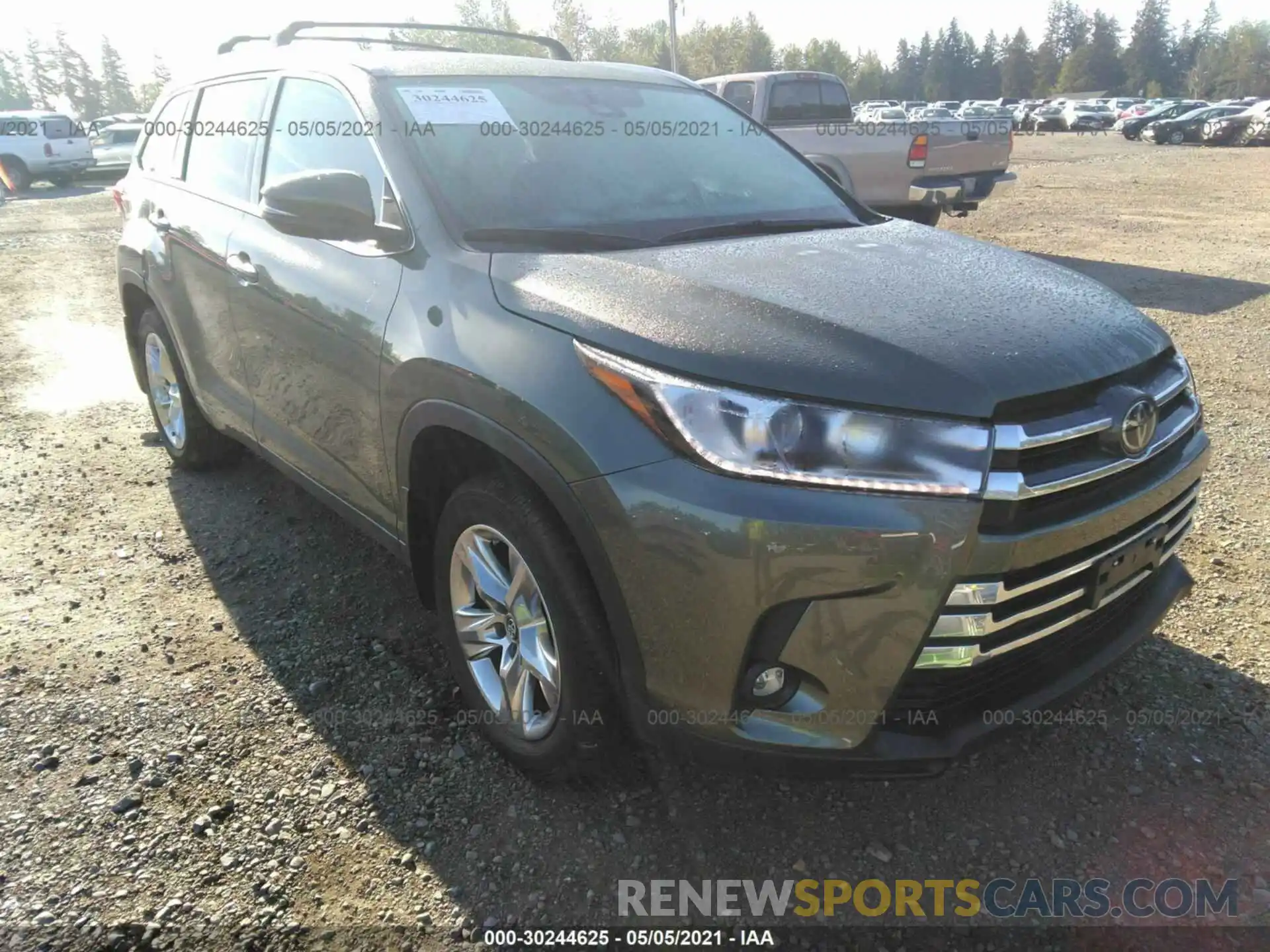 1 Photograph of a damaged car 5TDDZRFH6KS963221 TOYOTA HIGHLANDER 2019