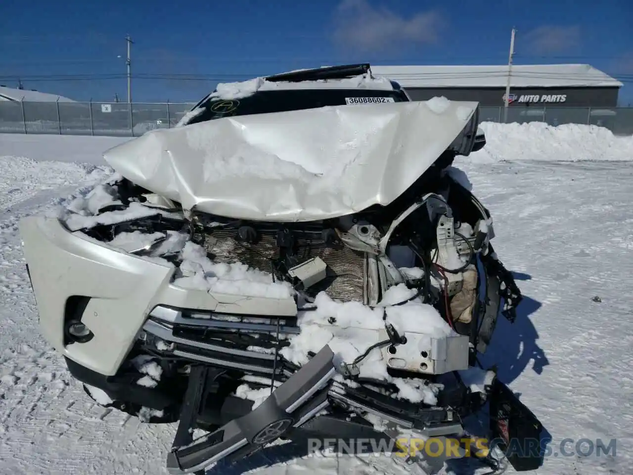 9 Photograph of a damaged car 5TDDZRFH6KS964966 TOYOTA HIGHLANDER 2019