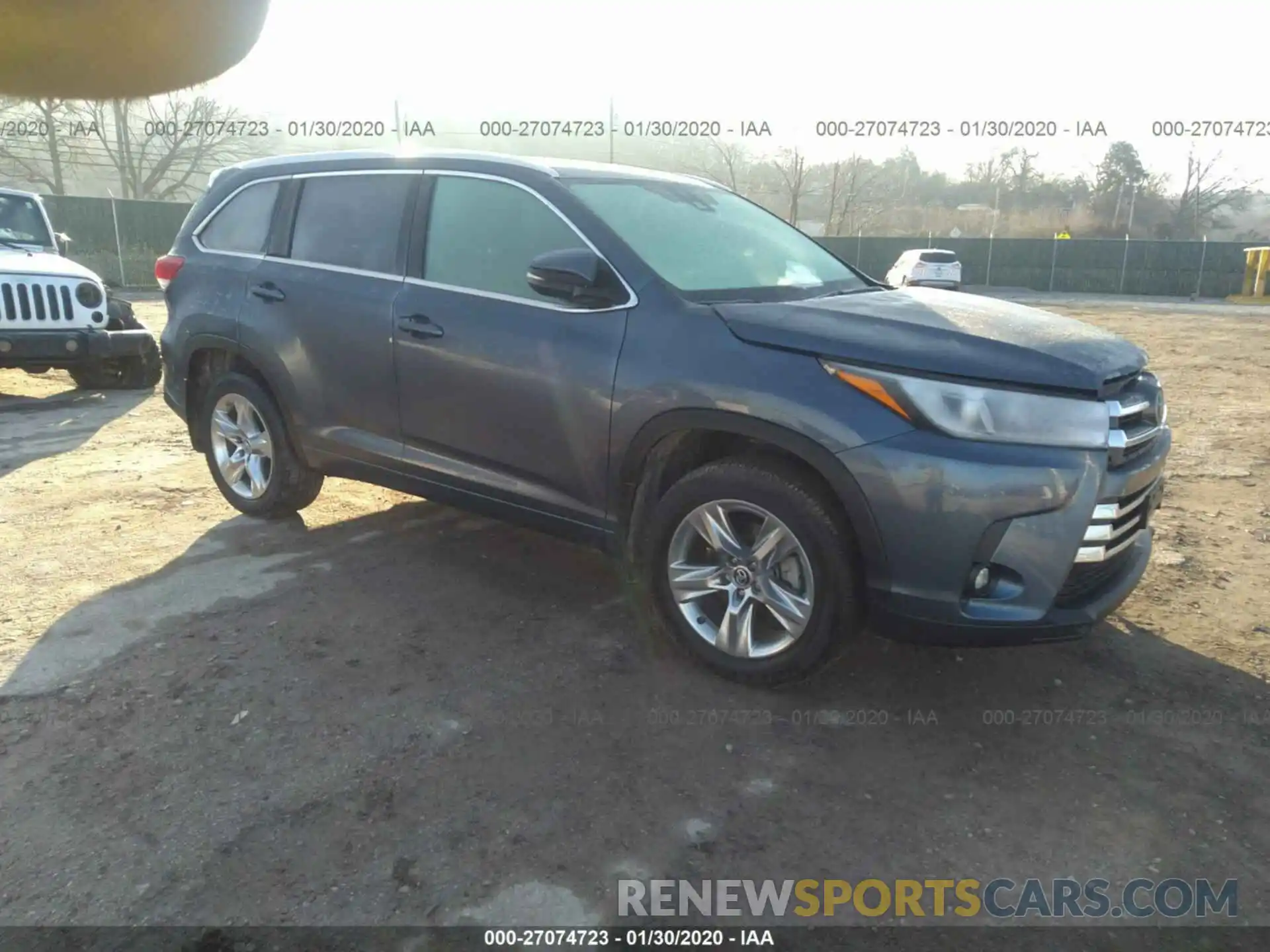 1 Photograph of a damaged car 5TDDZRFH6KS983906 TOYOTA HIGHLANDER 2019