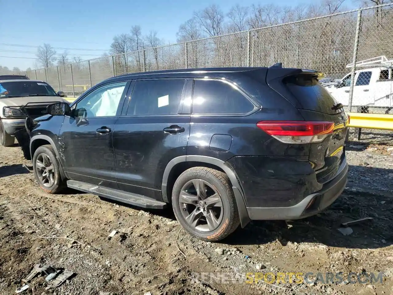 2 Фотография поврежденного автомобиля 5TDDZRFH7KS705872 TOYOTA HIGHLANDER 2019