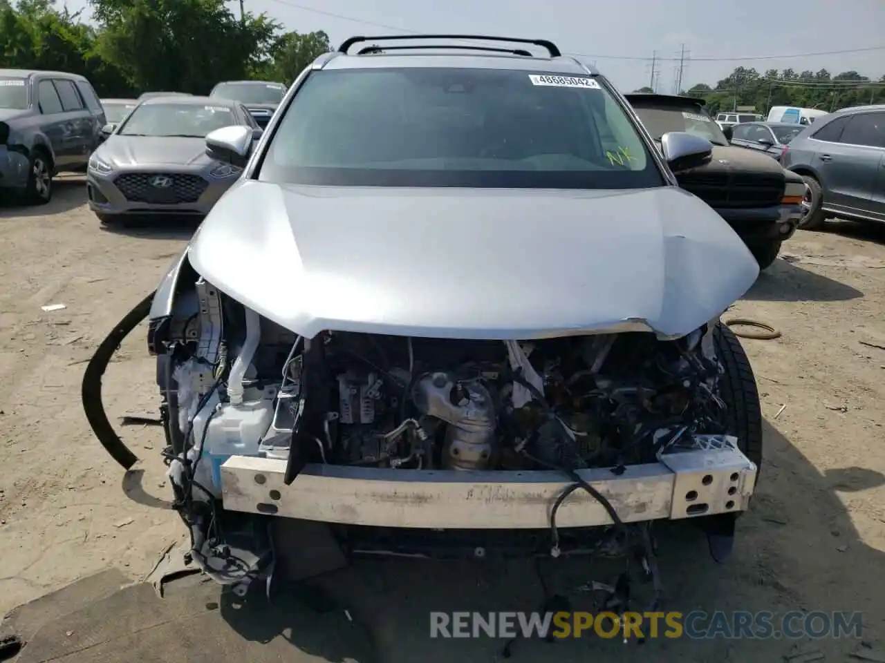 9 Photograph of a damaged car 5TDDZRFH7KS708514 TOYOTA HIGHLANDER 2019