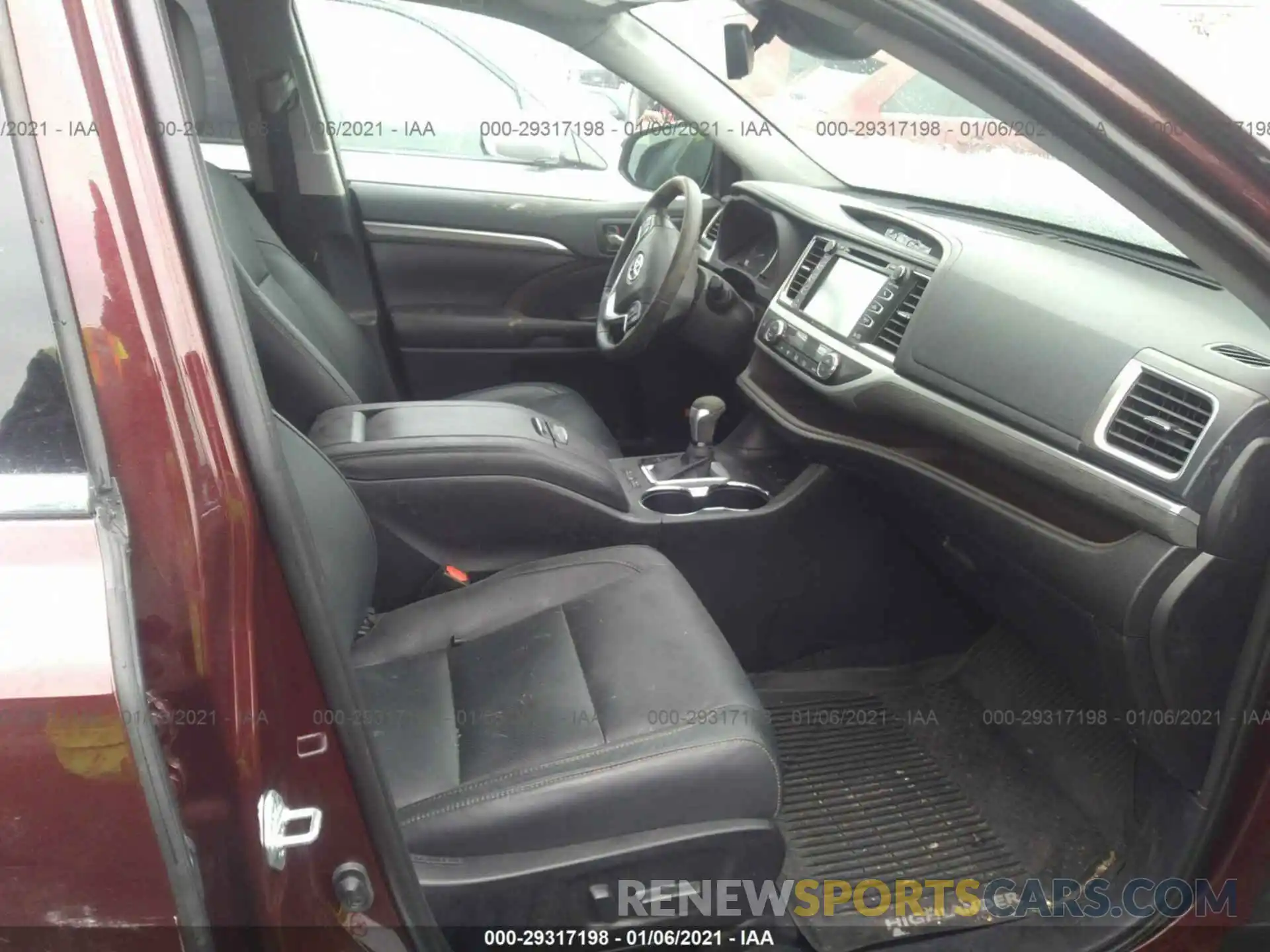 5 Фотография поврежденного автомобиля 5TDDZRFH7KS715317 TOYOTA HIGHLANDER 2019