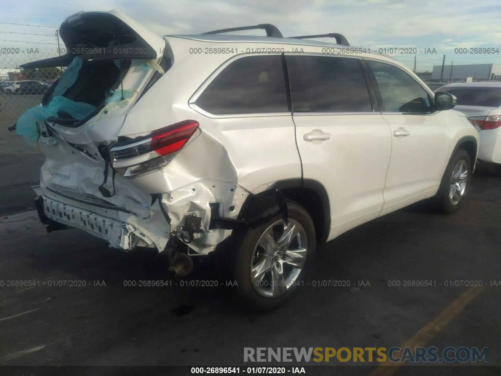 4 Фотография поврежденного автомобиля 5TDDZRFH7KS733963 TOYOTA HIGHLANDER 2019