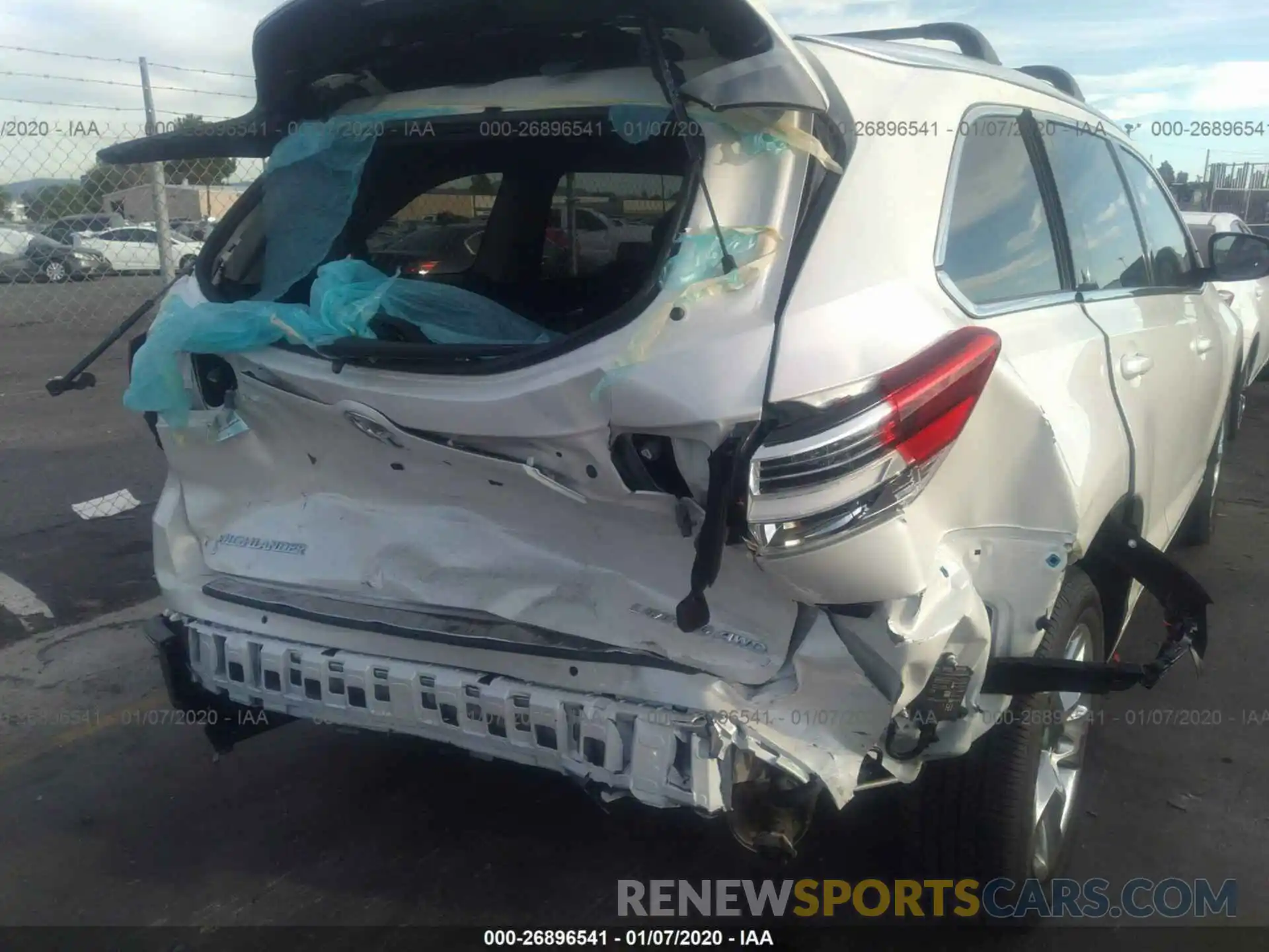 6 Photograph of a damaged car 5TDDZRFH7KS733963 TOYOTA HIGHLANDER 2019