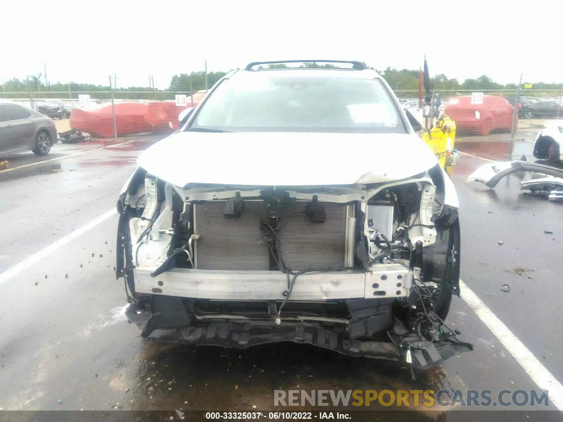 6 Photograph of a damaged car 5TDDZRFH7KS923469 TOYOTA HIGHLANDER 2019