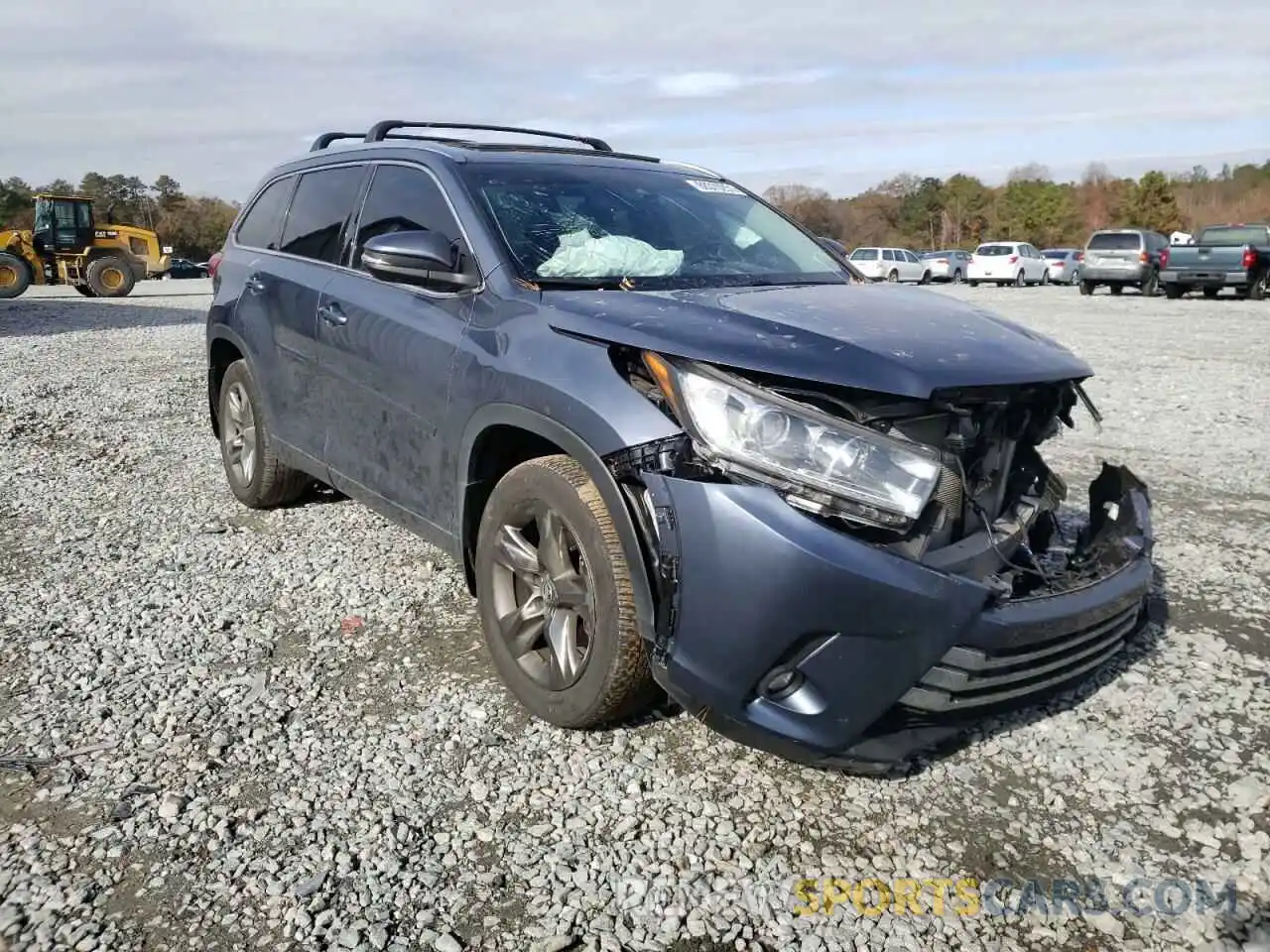 1 Photograph of a damaged car 5TDDZRFH7KS941941 TOYOTA HIGHLANDER 2019