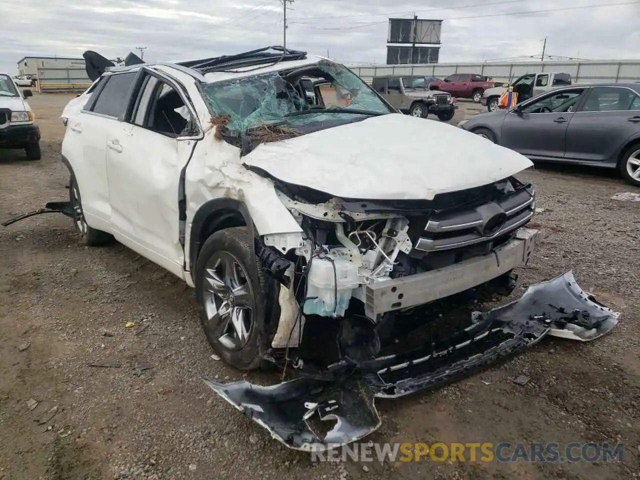 1 Photograph of a damaged car 5TDDZRFH7KS964409 TOYOTA HIGHLANDER 2019