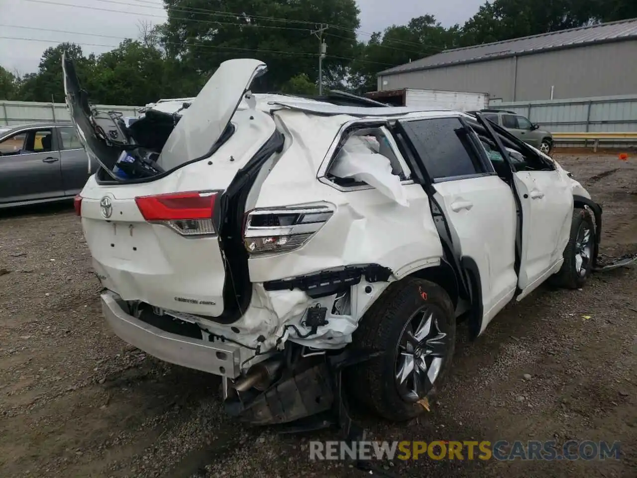 4 Photograph of a damaged car 5TDDZRFH7KS964409 TOYOTA HIGHLANDER 2019