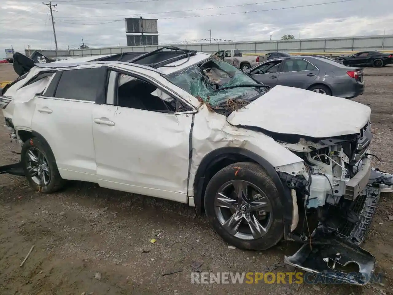 9 Photograph of a damaged car 5TDDZRFH7KS964409 TOYOTA HIGHLANDER 2019