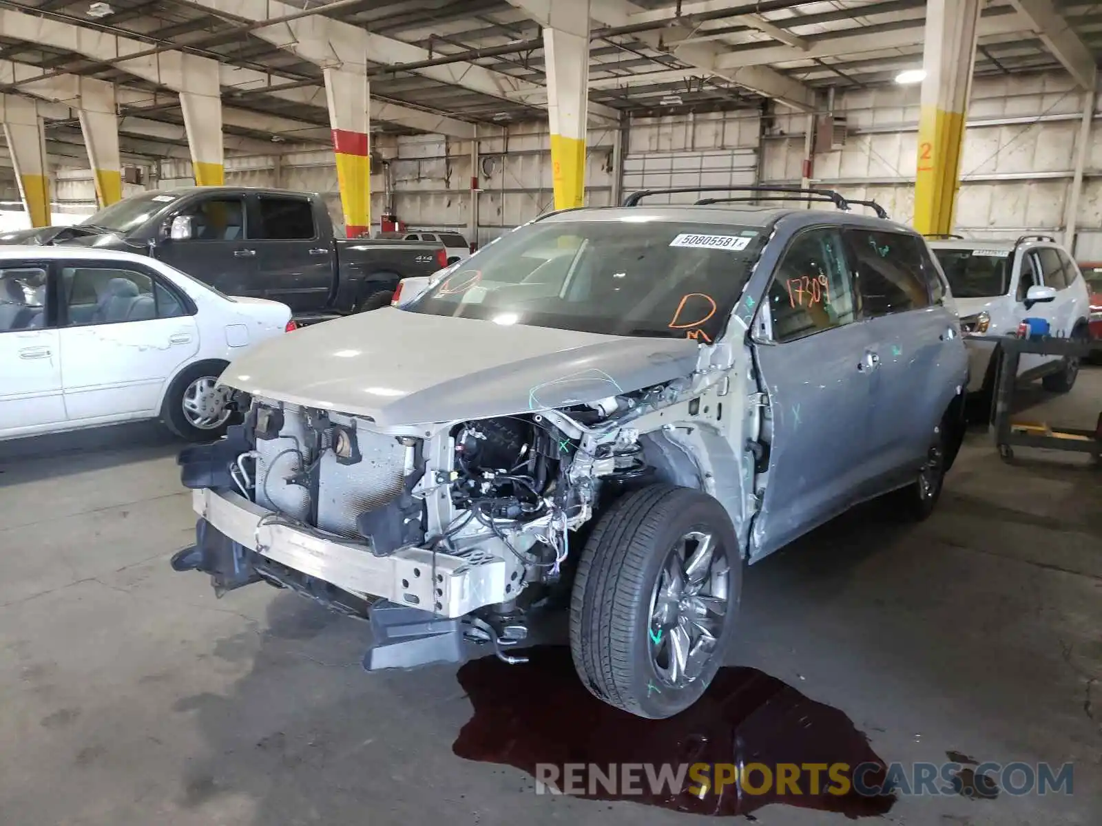 2 Photograph of a damaged car 5TDDZRFH7KS981291 TOYOTA HIGHLANDER 2019