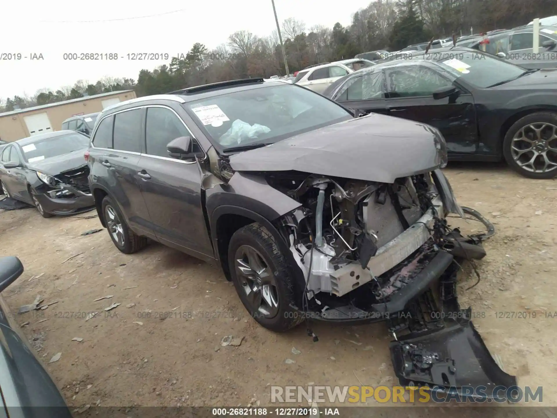 1 Photograph of a damaged car 5TDDZRFH7KS991562 TOYOTA HIGHLANDER 2019