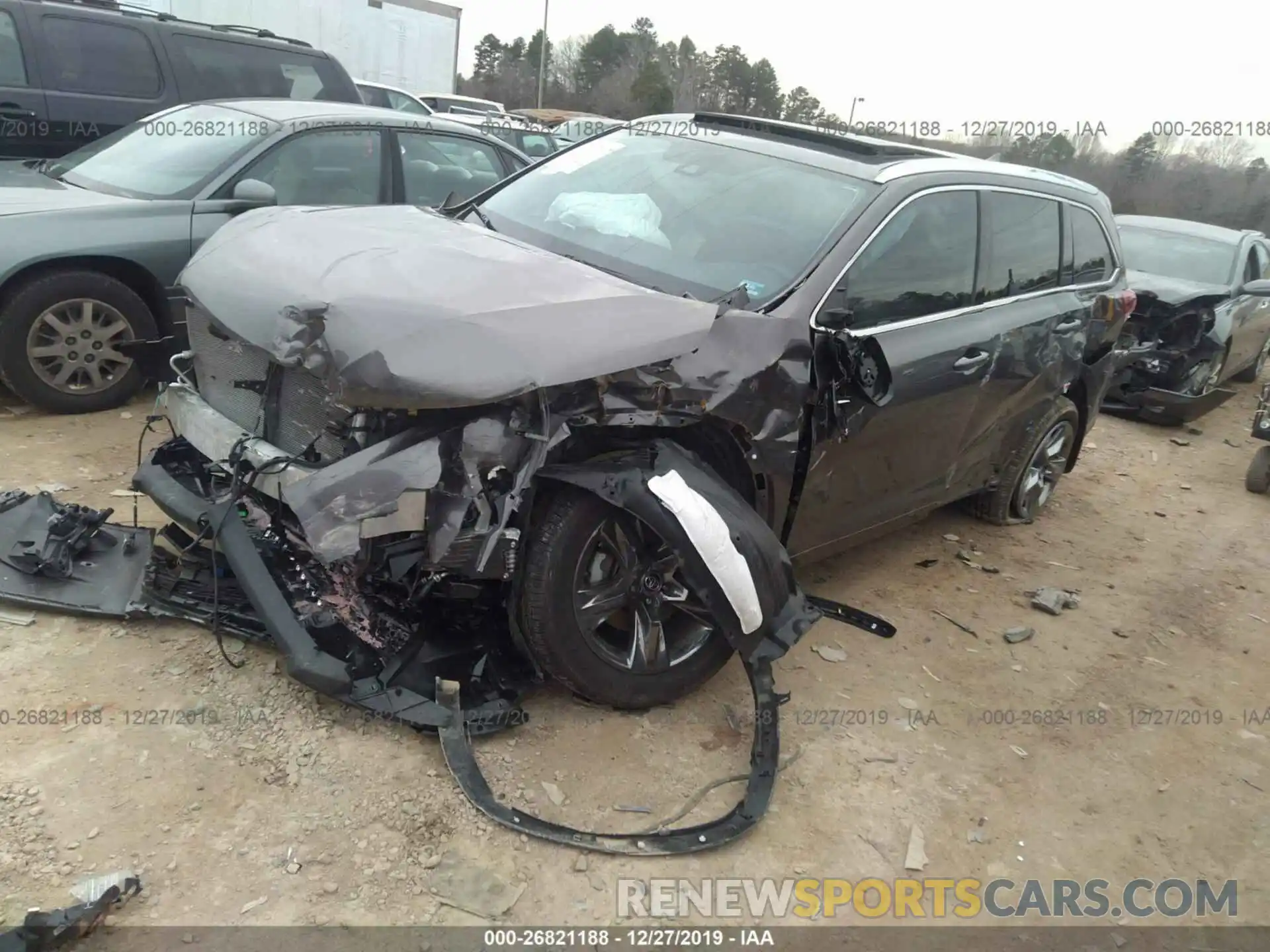 2 Photograph of a damaged car 5TDDZRFH7KS991562 TOYOTA HIGHLANDER 2019