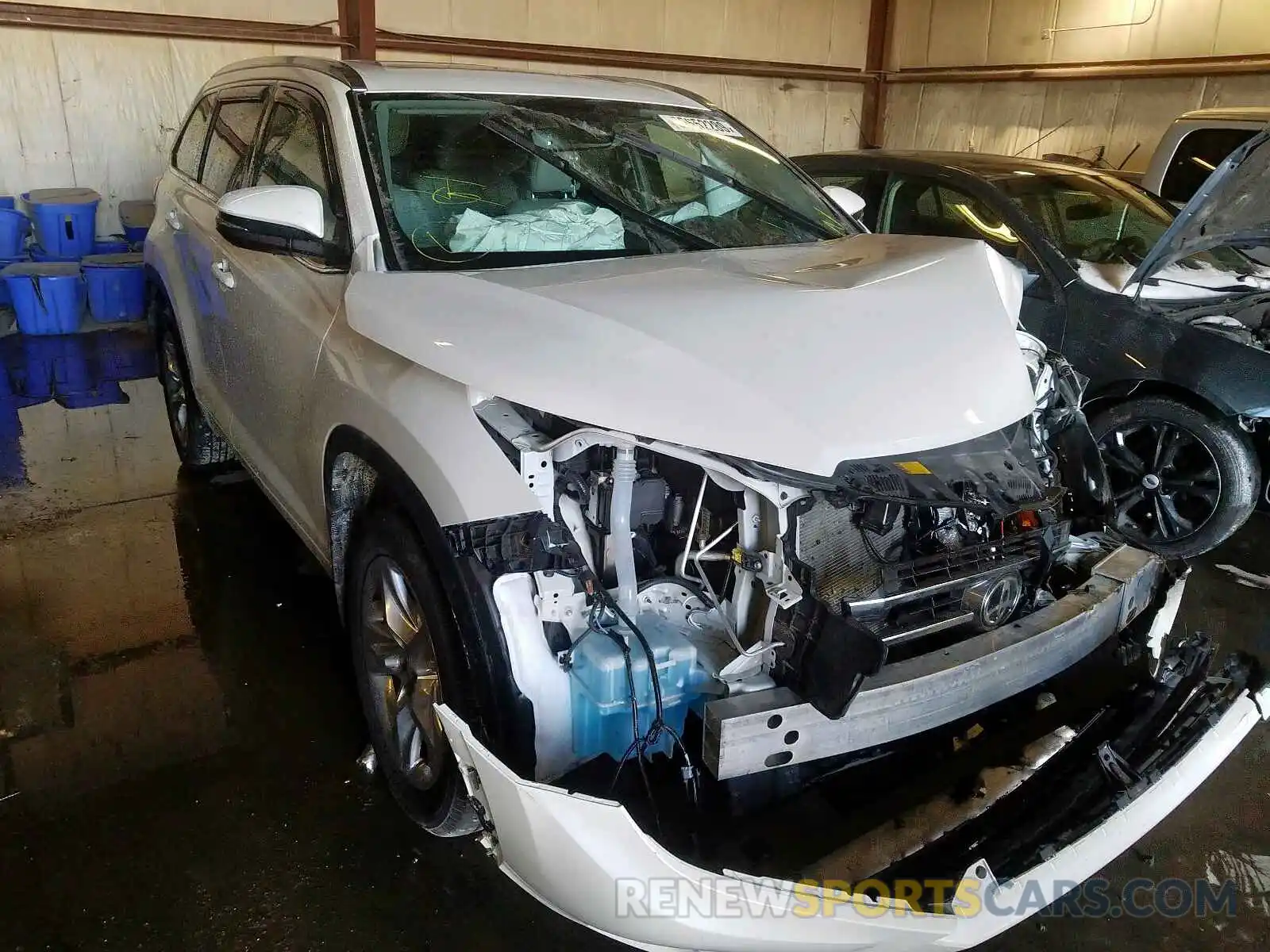 1 Photograph of a damaged car 5TDDZRFH8KS703760 TOYOTA HIGHLANDER 2019