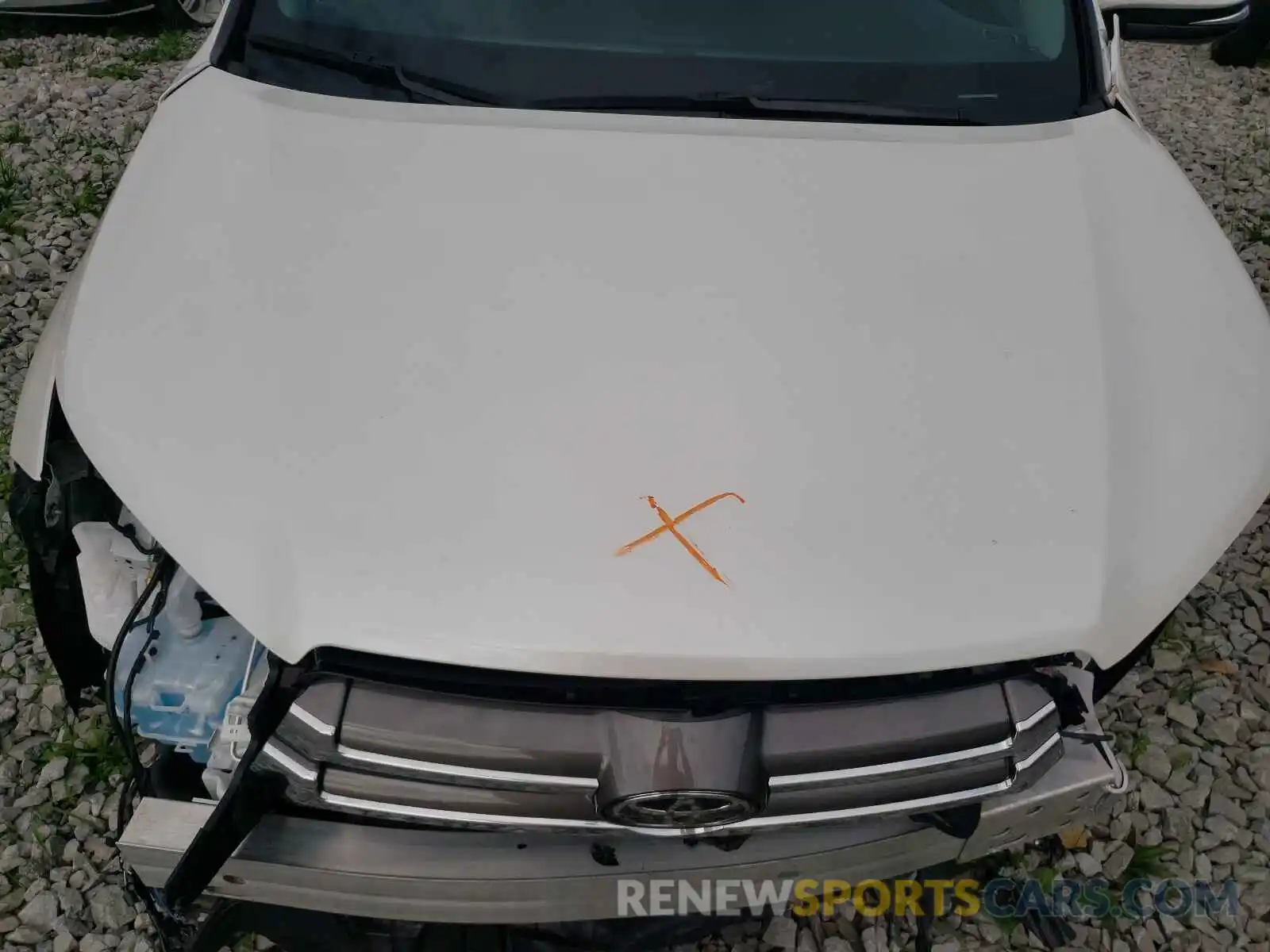 7 Photograph of a damaged car 5TDDZRFH8KS709123 TOYOTA HIGHLANDER 2019