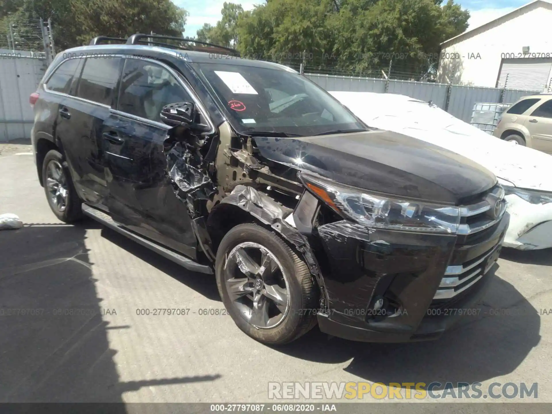 1 Photograph of a damaged car 5TDDZRFH8KS714418 TOYOTA HIGHLANDER 2019