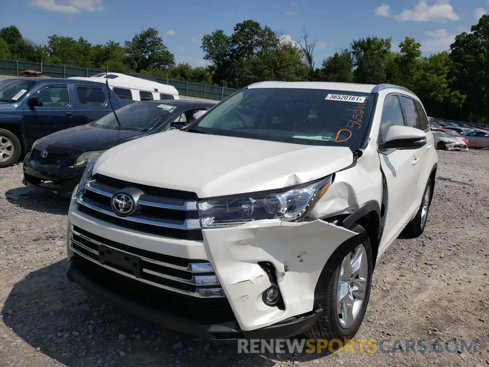 2 Photograph of a damaged car 5TDDZRFH8KS718632 TOYOTA HIGHLANDER 2019