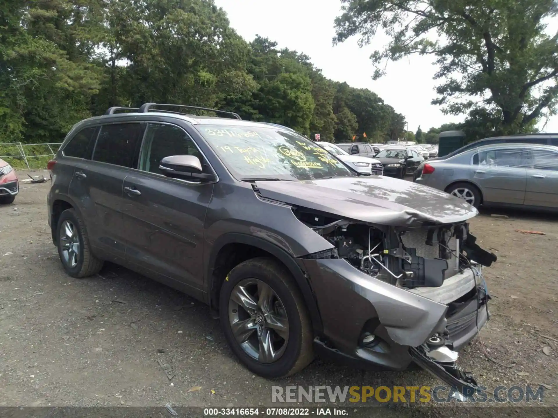 6 Photograph of a damaged car 5TDDZRFH8KS730182 TOYOTA HIGHLANDER 2019