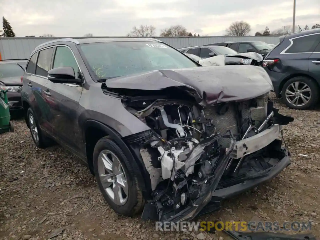 1 Photograph of a damaged car 5TDDZRFH8KS742574 TOYOTA HIGHLANDER 2019