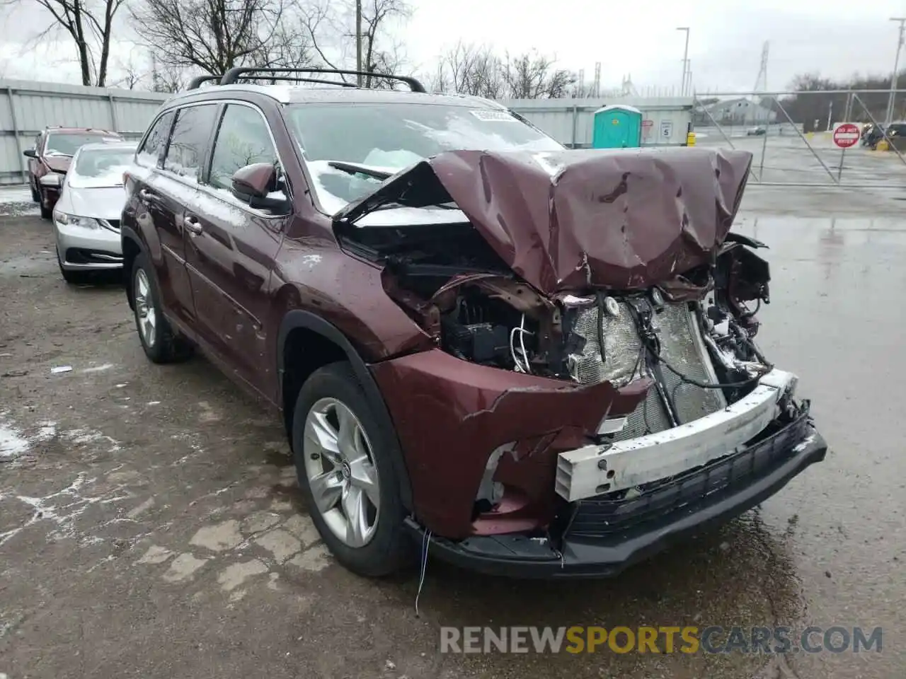 1 Photograph of a damaged car 5TDDZRFH8KS935601 TOYOTA HIGHLANDER 2019