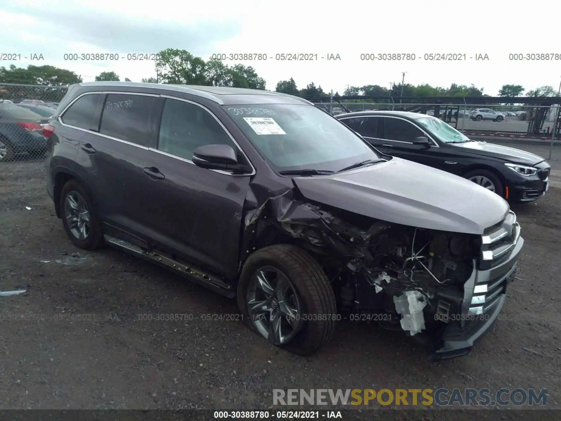 1 Photograph of a damaged car 5TDDZRFH8KS943326 TOYOTA HIGHLANDER 2019