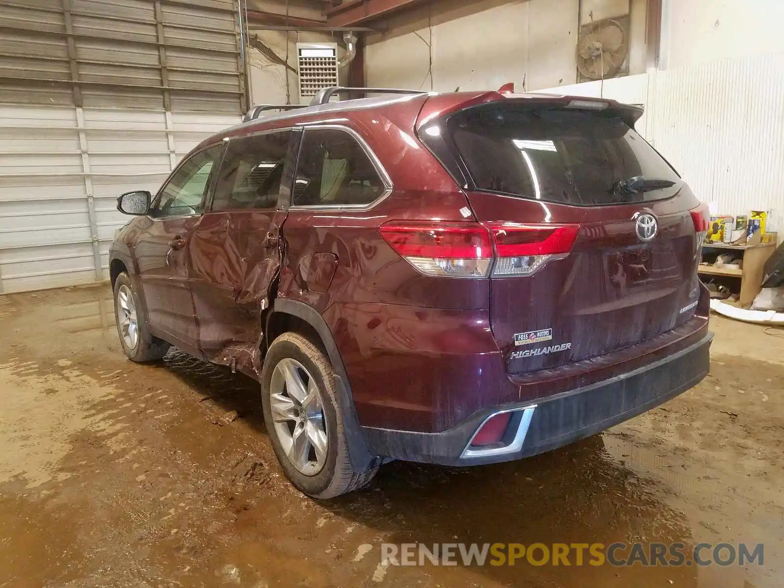 3 Photograph of a damaged car 5TDDZRFH8KS972888 TOYOTA HIGHLANDER 2019