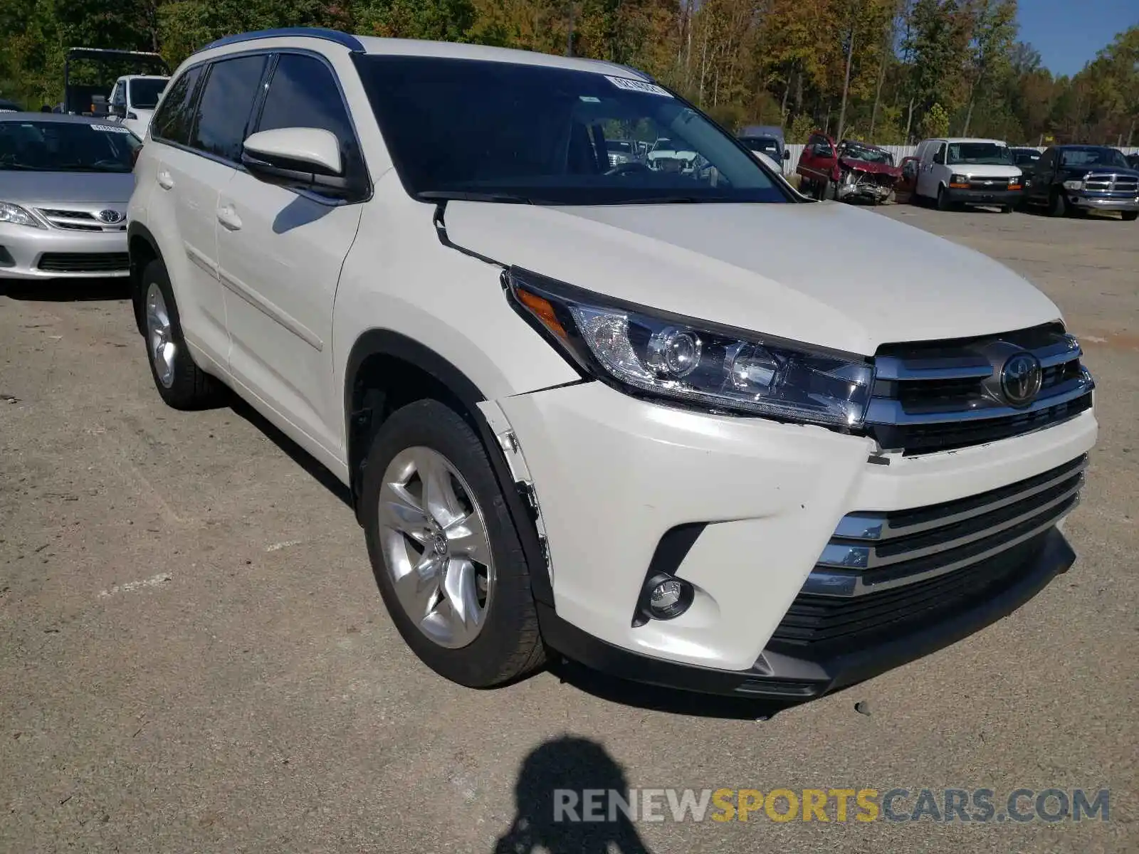 1 Photograph of a damaged car 5TDDZRFH8KS976052 TOYOTA HIGHLANDER 2019