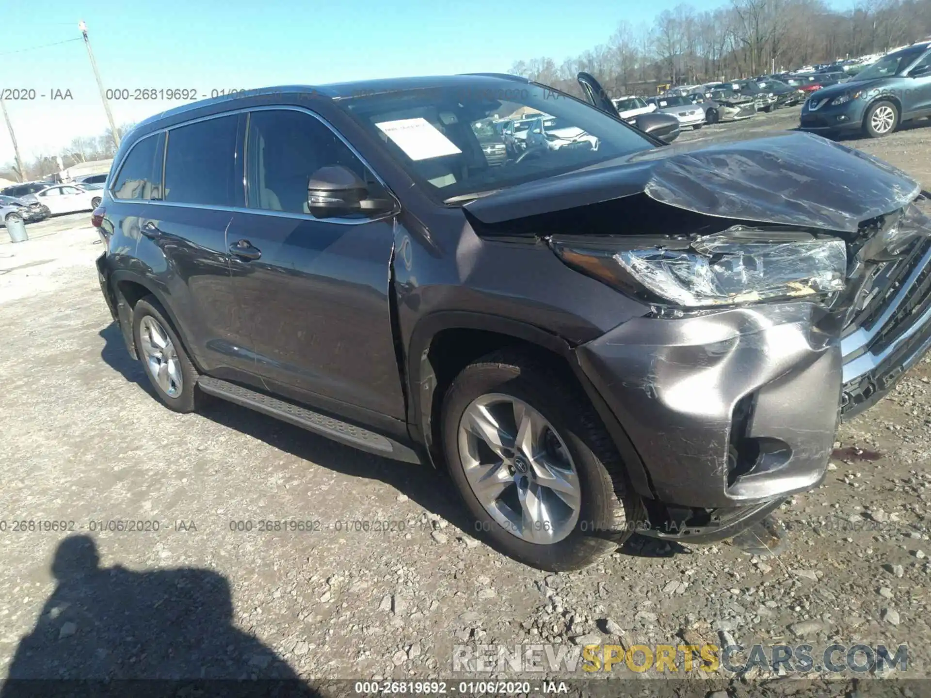 1 Photograph of a damaged car 5TDDZRFH8KS978576 TOYOTA HIGHLANDER 2019