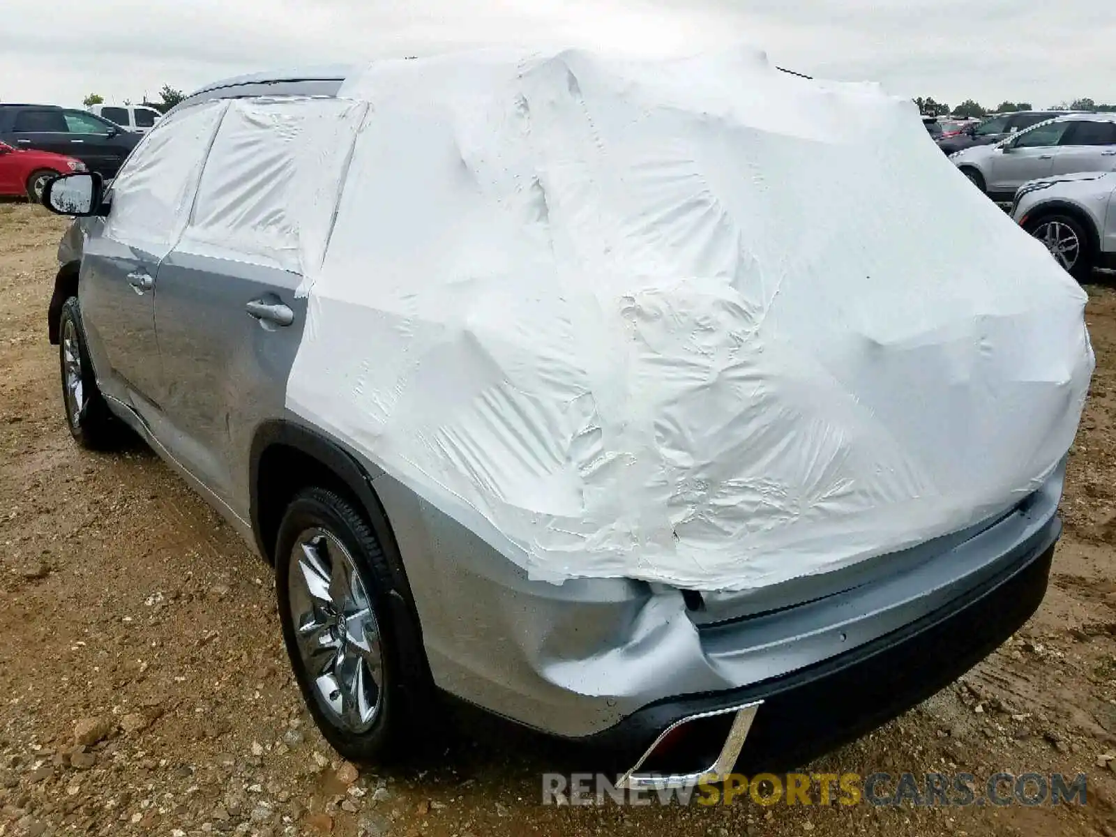 3 Photograph of a damaged car 5TDDZRFH8KS980201 TOYOTA HIGHLANDER 2019