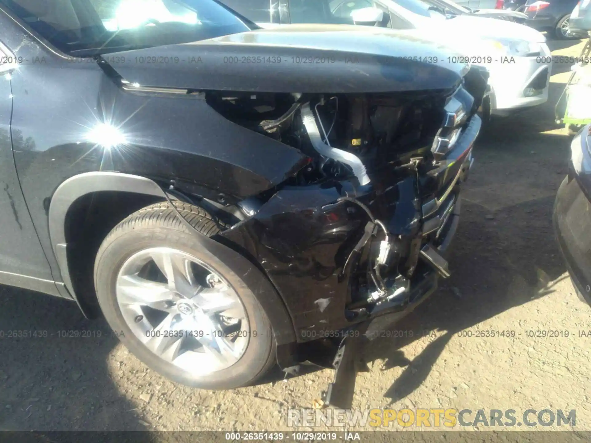 6 Photograph of a damaged car 5TDDZRFH8KS985737 TOYOTA HIGHLANDER 2019