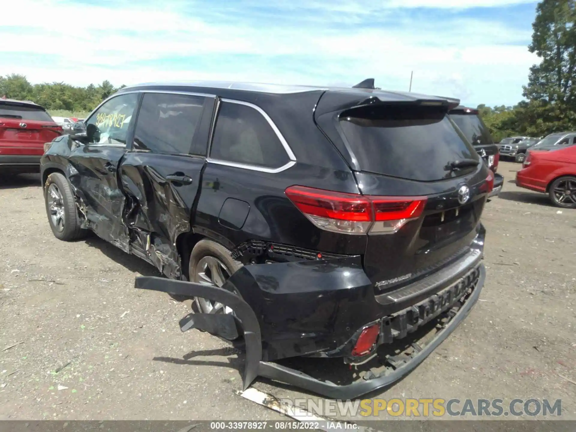 3 Фотография поврежденного автомобиля 5TDDZRFH8KS998875 TOYOTA HIGHLANDER 2019