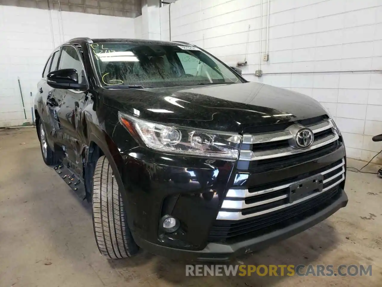 1 Фотография поврежденного автомобиля 5TDDZRFH9KS718297 TOYOTA HIGHLANDER 2019