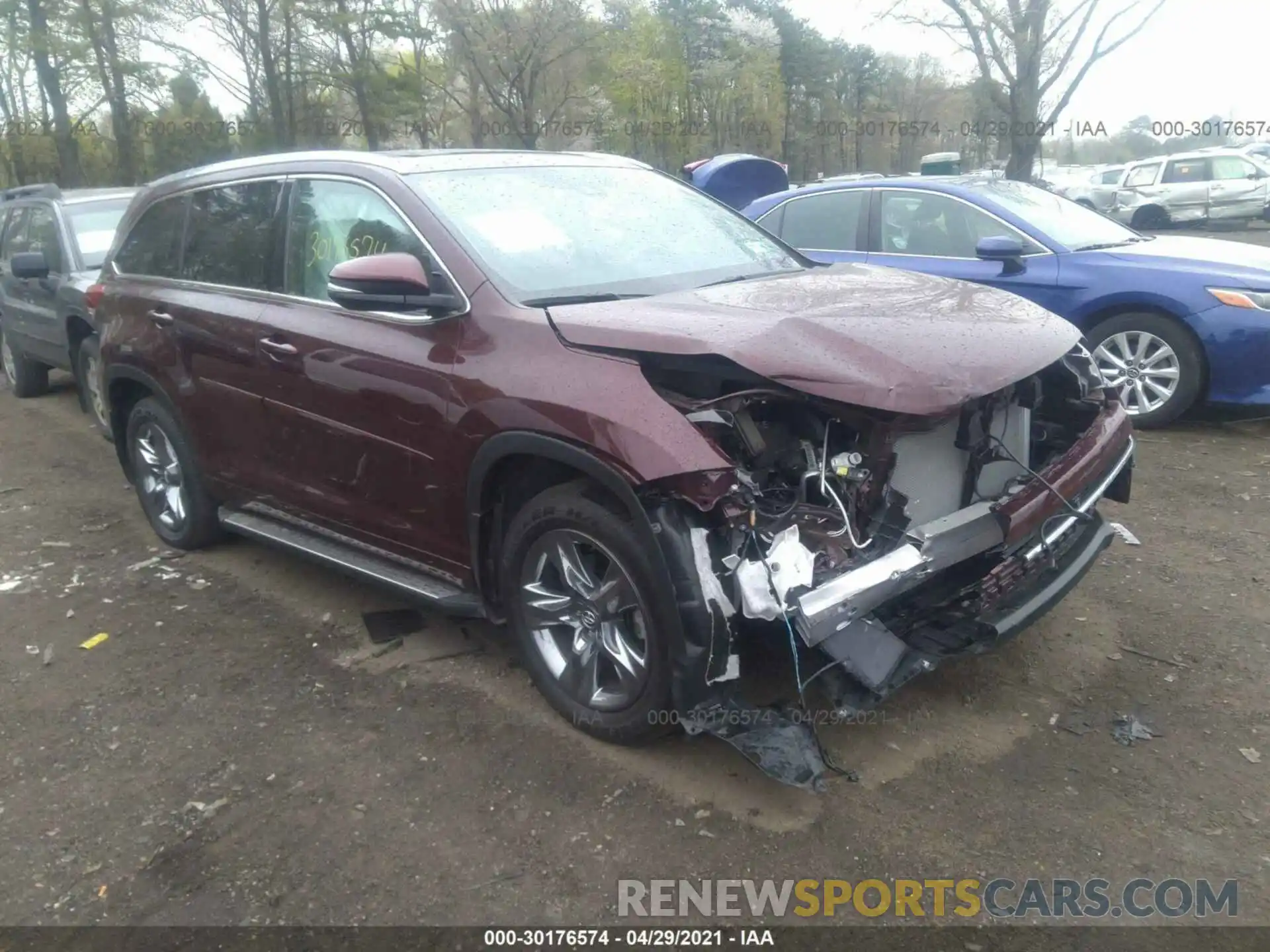 1 Photograph of a damaged car 5TDDZRFH9KS723838 TOYOTA HIGHLANDER 2019