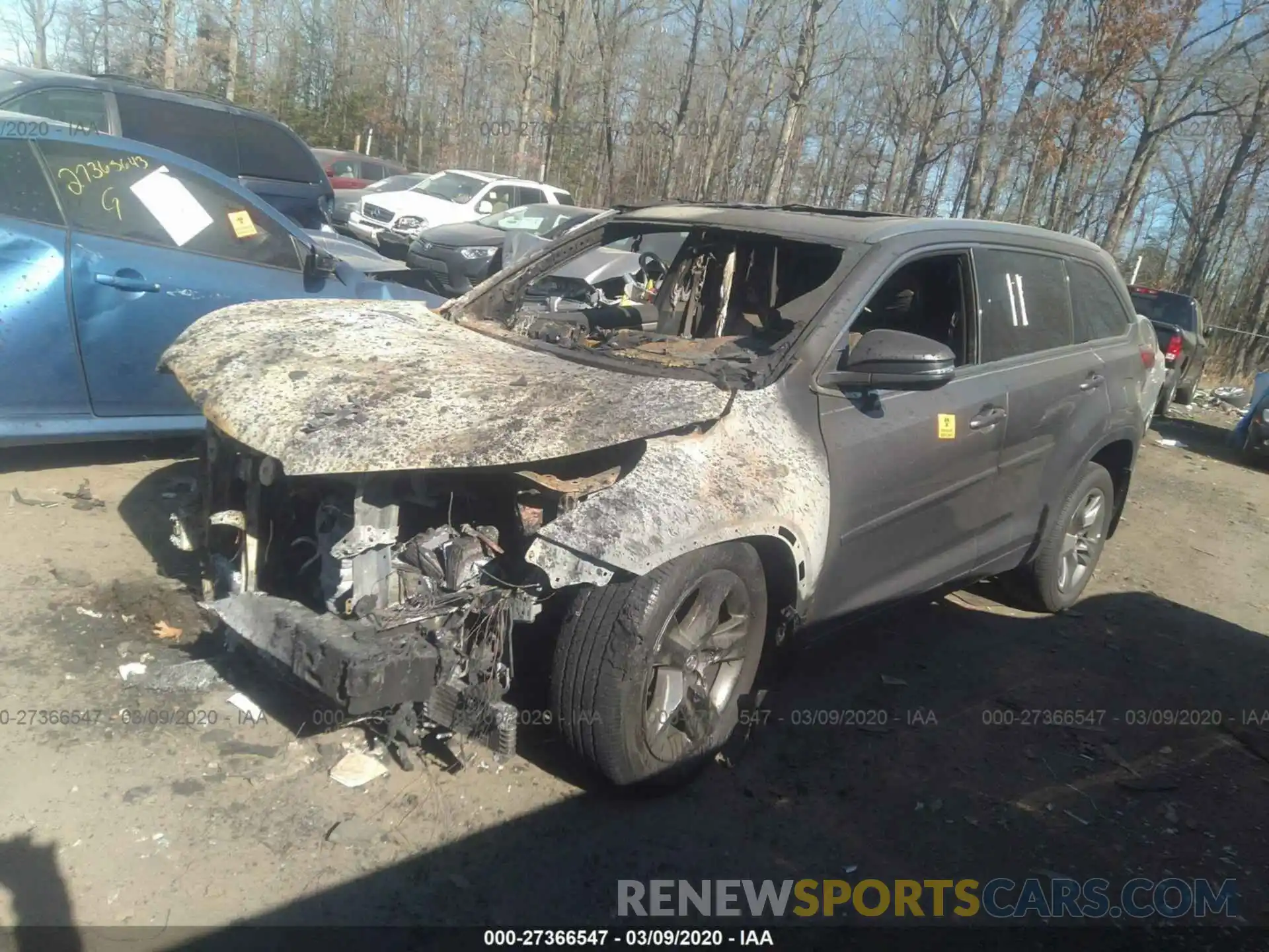 2 Photograph of a damaged car 5TDDZRFH9KS723936 TOYOTA HIGHLANDER 2019