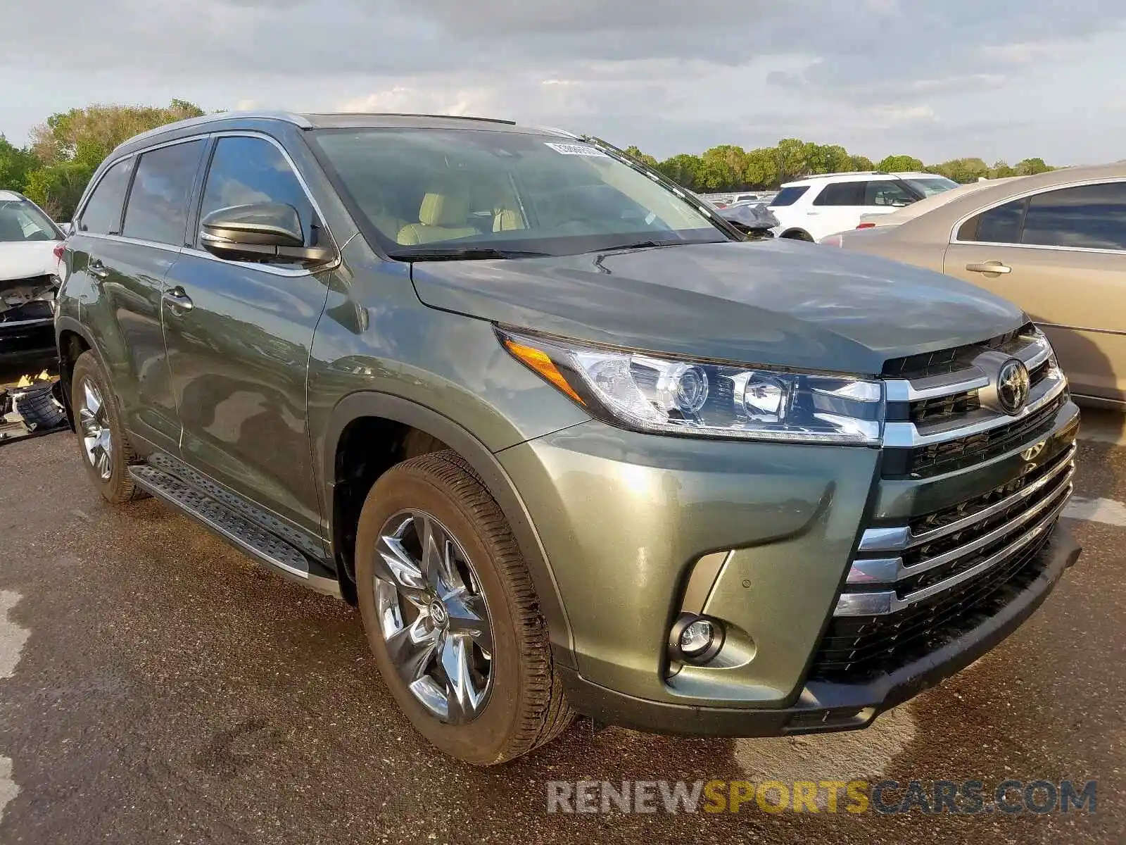 1 Photograph of a damaged car 5TDDZRFH9KS916443 TOYOTA HIGHLANDER 2019