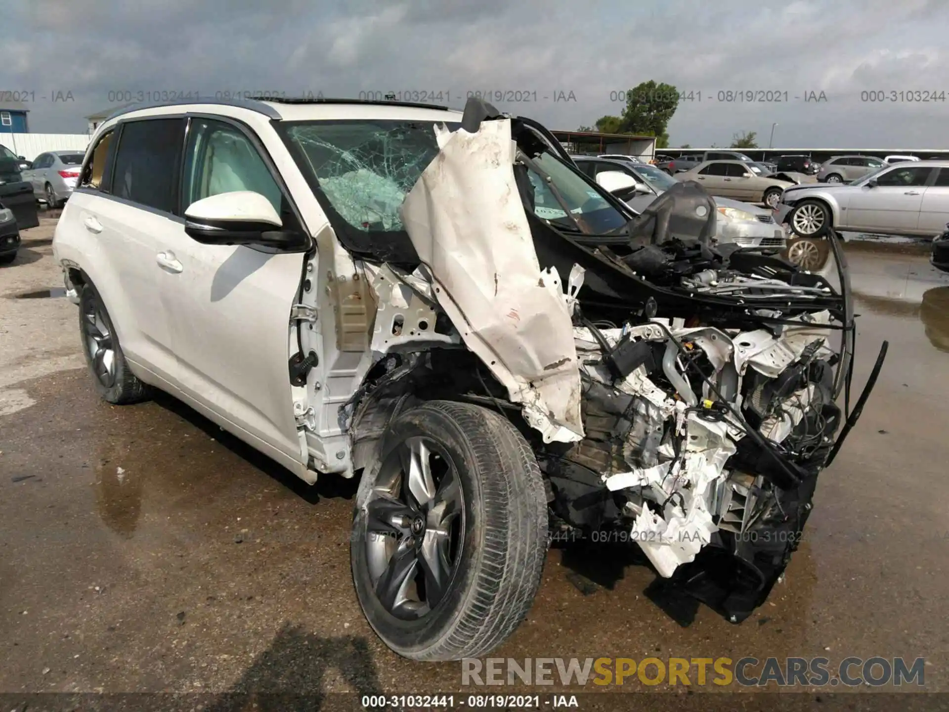 1 Photograph of a damaged car 5TDDZRFH9KS931668 TOYOTA HIGHLANDER 2019