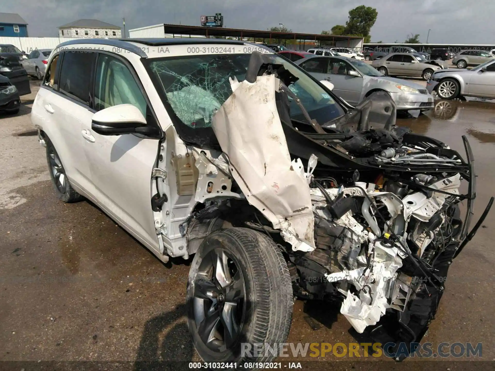 6 Photograph of a damaged car 5TDDZRFH9KS931668 TOYOTA HIGHLANDER 2019