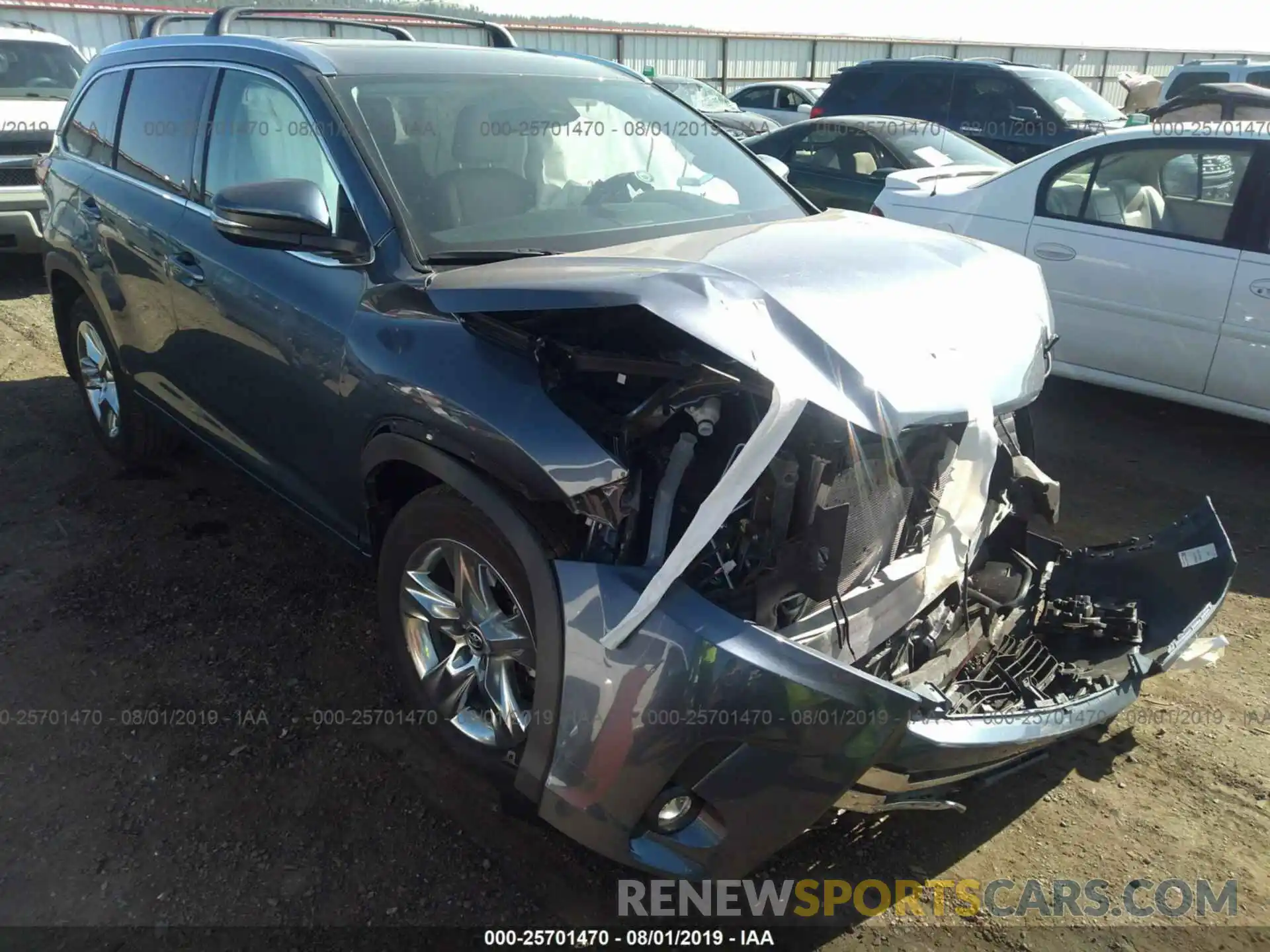 1 Photograph of a damaged car 5TDDZRFH9KS940631 TOYOTA HIGHLANDER 2019