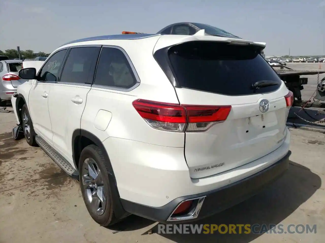 3 Фотография поврежденного автомобиля 5TDDZRFH9KS955775 TOYOTA HIGHLANDER 2019