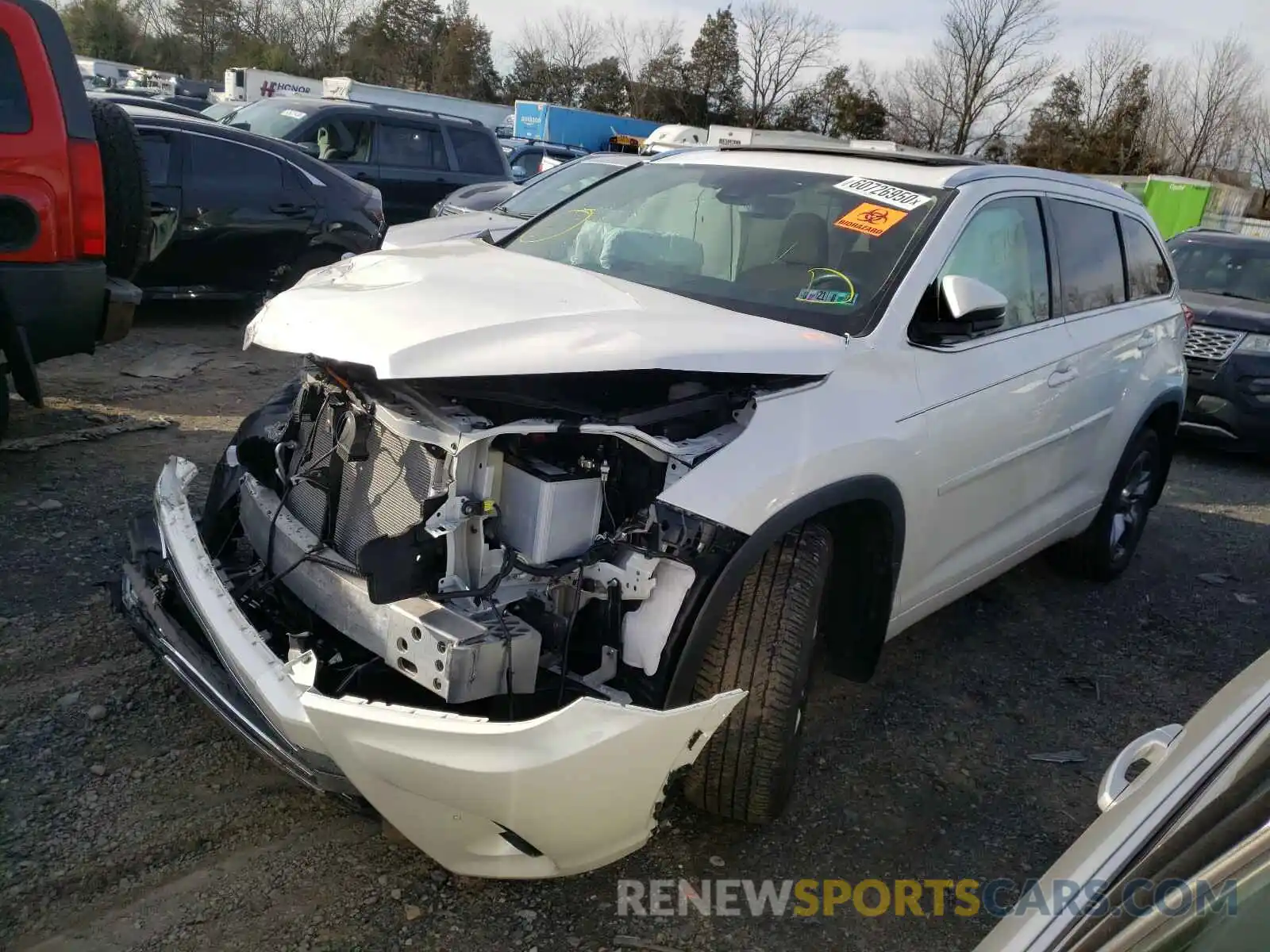 2 Photograph of a damaged car 5TDDZRFHXKS700472 TOYOTA HIGHLANDER 2019